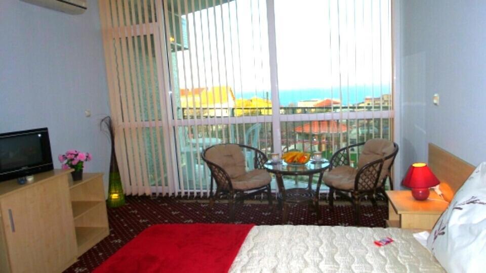 Hotel Paradise غولدن ساندز المظهر الخارجي الصورة